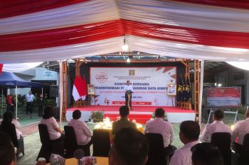 Kemenkumham Sumbar tranfsormasikan data pegawai ke aplikasi digital