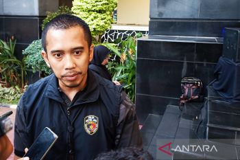 Para penjudi kelabui petugas dengan menggunakan bel