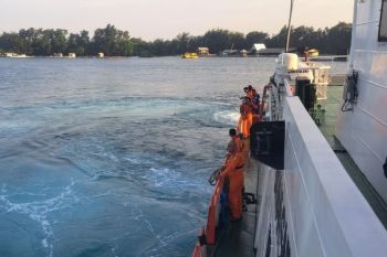 Tim SAR gabungan masih cari lima awak Cipta Harapan IX yang kecelakaan di Karimunjawa