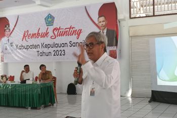 Pelayanan kontrasepsi jaga kesehatan ibu-anak