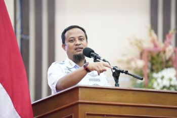 Gubernur Sulsel  Andi Sudirman meraih The 1st Indonesia GPR Awards 2023