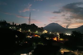 Waspadai erupsi Gunung Lokon di Tomohon Sulut