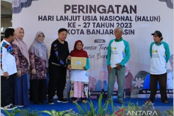 Banjarmasin gelorakan Lansia tangguh