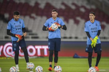 Manchester City rekrut kiper timnas Argentina Geronimo