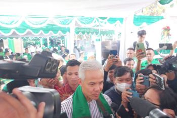 Ganjar menanggapi pertemuan Puan-AHY di GBK