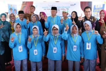 Kaper BKKBN Sulsel mengapresiasi pemberdayaan lansia di Gowa