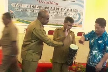 Dinkes Biak tingkatkan kualitas pelayanan kesehatan 21 puskesmas