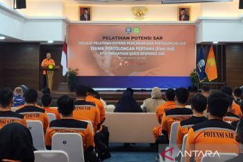 Basarnas melatih potensi SAR di Kendari
