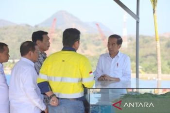 Gubernur NTB mendampingi Presiden tinjau progres smelter Amman Mineral