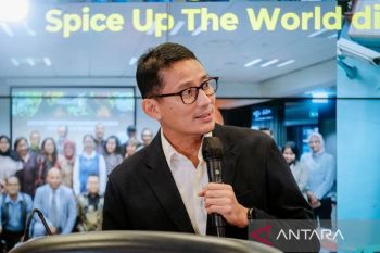 Sandiaga Uno: Mari berwisata di Indonesia saja