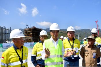 Jokowi pastikan pemerintah melakukan integrasi industri
