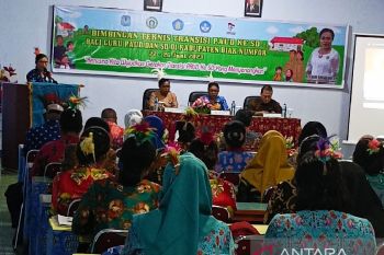 Pemkab Biak mendorong satu kampung satu PAUD