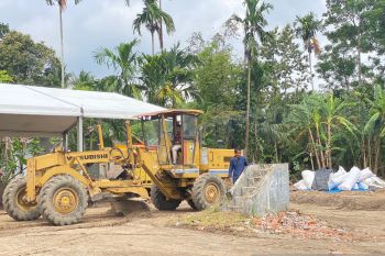 Jelang kedatangan Presiden Jokowi ke Aceh, Rumoh Geudong di Pidie diratakan