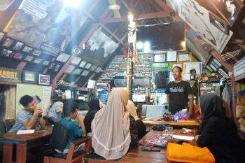 Wadah anak-anak untuk belajar dan kelola sampah di Rumah Kedua Sulsel