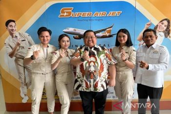 Maskapai Super Jet Air melayani rute penerbangan Kendari - Makassar