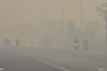 BMKG ingatkan warga gunakan masker akibat karhutla di Banjarbaru
