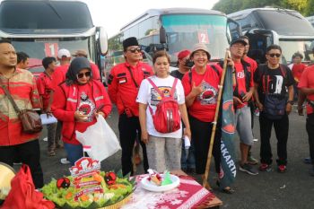 Banteng Jogja bersemangat dan bergembira hadiri puncak Bulan Bung Karno di GBK