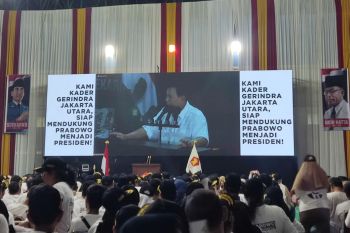 Tanggapan Prabowo soal parpol kurang dipercaya