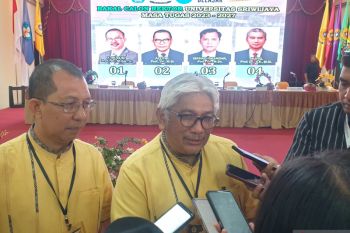 Senat Unsri rapat tertutup tetapkan  tiga calon rektor