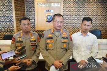 Bripka Andry menyerahkan diri usai  68 hari tak berdinas