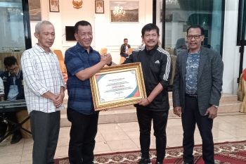 Pesisir Selatan nobatkan Indra Sjafri sebagai Putera Utama