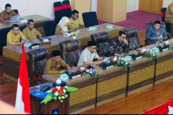 Pemkab Lombok Tengah sampaikan jawaban atas pemandangan fraksi DPRD
