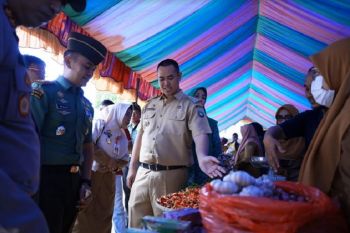 Bupati Pangkep pantau pasar pangan murah jelang Idul Adha 1444 H