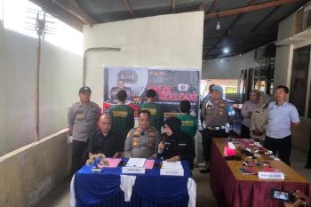 Kepolisian ungkap kasus penggelapan mobil rental sebanyak belasan unit