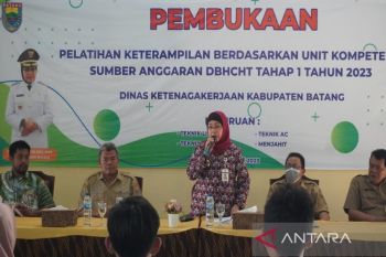 Pemkab Batang terima bantuan 4 paket mesin jahit senilai  Rp6 miliar