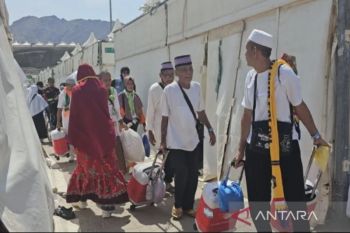 Jamaah haji asal Indonesia mulai tinggalkan tenda Mina kembali ke hotel