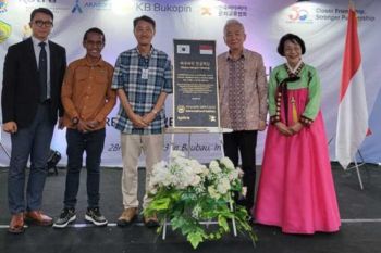 Kedubes Korea Selatan berikan papan nama untuk Akademi Hangeul Baubau