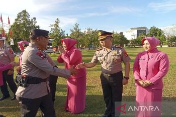 512 personel Polda Kalteng dan Polres jajaran naik pangkat
