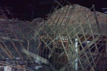 Satu rumah dan mushala rusak terdampak gempa