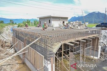 Pembangunan jembatan Kurambik Agam ditargetkan selesai September 2023