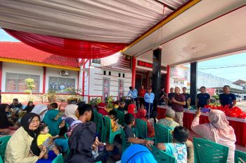 Lapas Narkotika bagikan 1.549 bungkus daging kurban