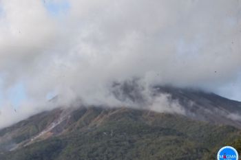 Pos PGA: Guguran lava Gunung Karangetang meluncur ke Kali Kahetang