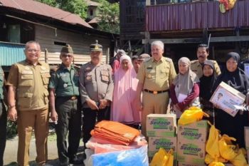 Pemprov Sulsel bantu warga terdampak angin kencang di Pinrang