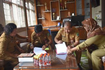 Diskominfo Kapuas dan Disdukcapil jalin kerja sama layanan kependudukan