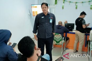 Pelni Baubau sebut penerapan tarif baru tiket kapal berjalan lancar