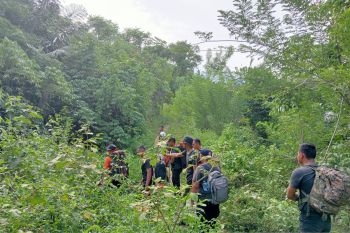Basarnas bantu cari warga hilang di Bukit Arang Bone Bolango