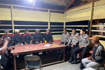 Polda Kaltara gelar pembinaan Sat Kamling di KTT