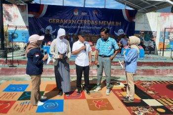 Wako Palu ajak pemilih pemula sukseskan Pemilu 2024