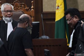 Jaksa sebut Lukas Enembe cukup lanjutkan berobat jalan