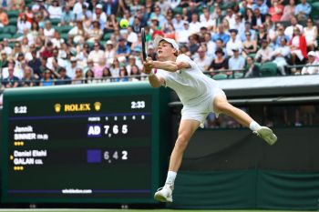 Wimbledon 2023 -  Petenis asal Italia Jannik Sinner kembali capai perempat final