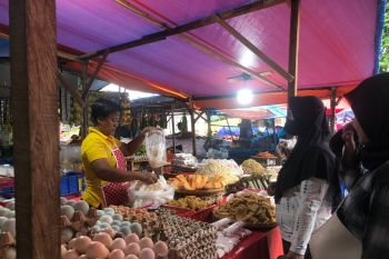 Harga telur ayam di Bandarlampung Rp30.000 per kilogram