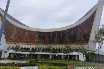 Pemprov Sumbar anggarkan Rp8,3 miliar untuk rehabilitasi Masjid Raya
