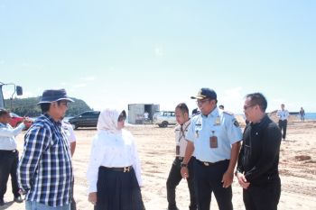 Kantor Imigrasi Kelas II TPI Ranai tinjau Jetty Operasional PT IKJ di Natuna