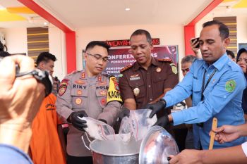 Polres Bintan musnahkan 1 kilogram narkoba