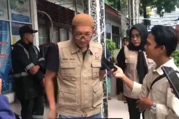 Banjir yang terjadi di Padang akibat hujan dan air pasang