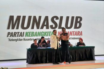 Politikus Anas Urbaningrum resmi terpilih sebagai Ketua Umum PKN